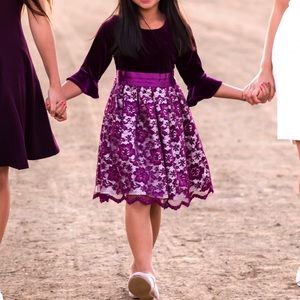 Gorgeous Lace Jona Michelle Formal Dress Girls Size 5